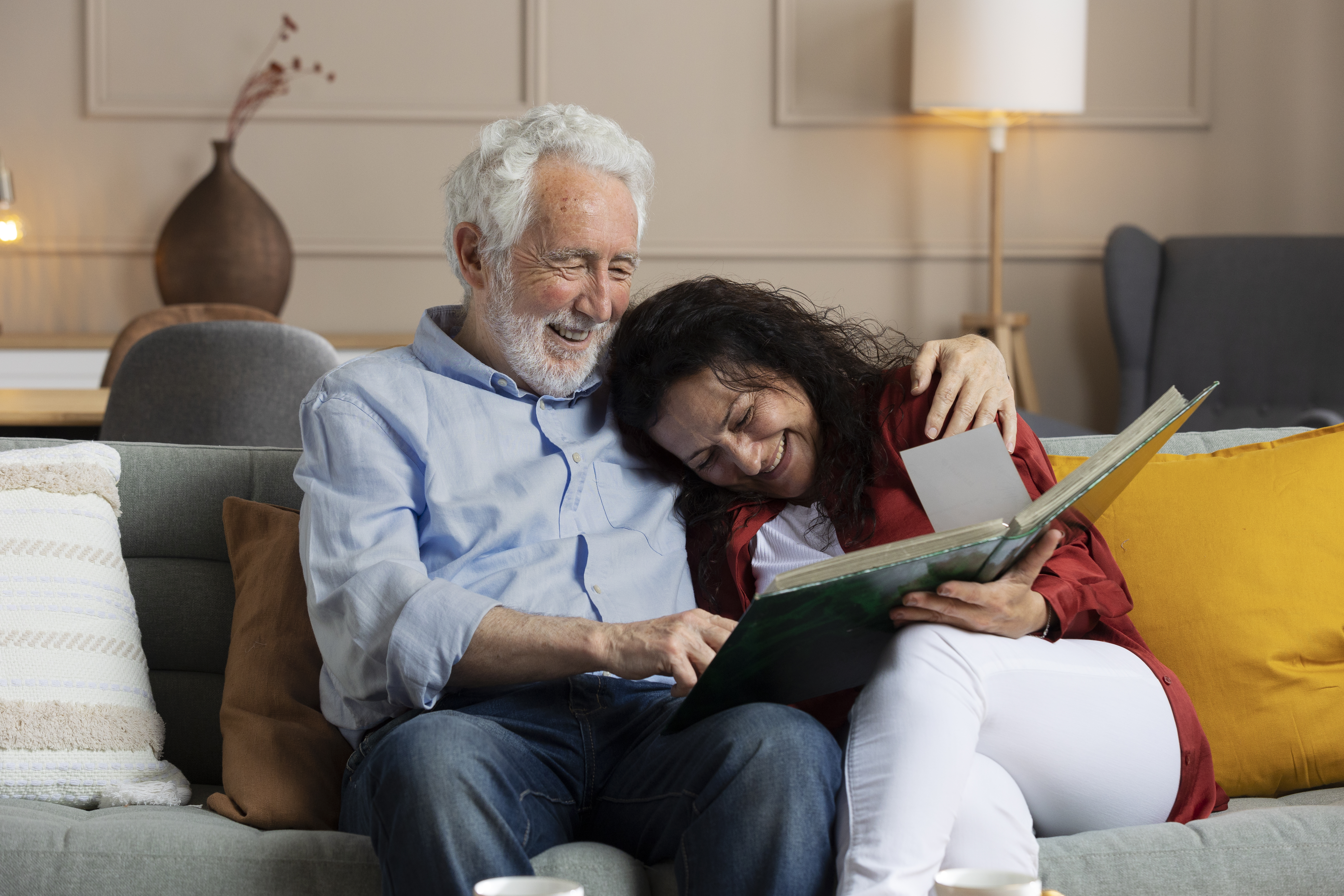 people looking and talking about Benefits of the Special Resident Retiree's Visa (SRRV) in the Philippines